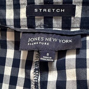 Jones New York Navy and White Plaid pants. Inseam 24 inches, waist 32 inches.